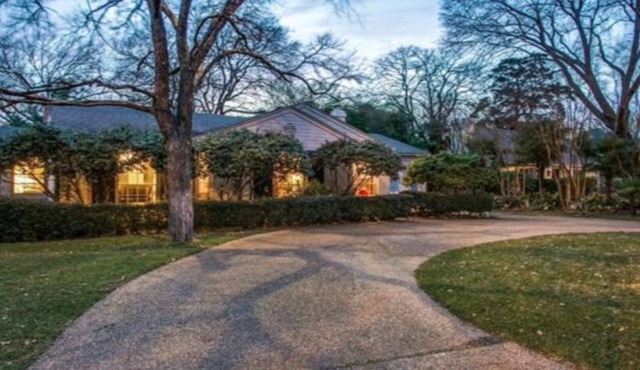 Dallas Love Field Bluffview Bluebonnet Road Bungalow