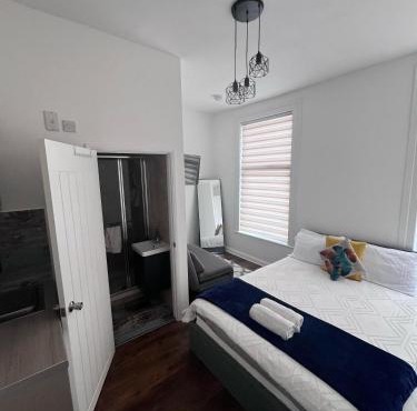 Dalston Luxe Studios