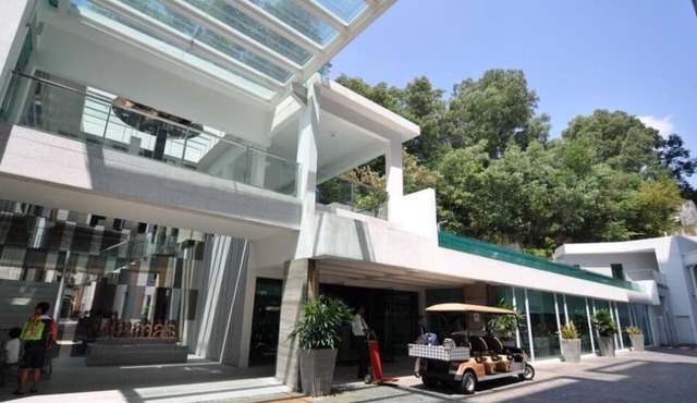 Damas Suites' Spacious 1 Bedroom Deluxe