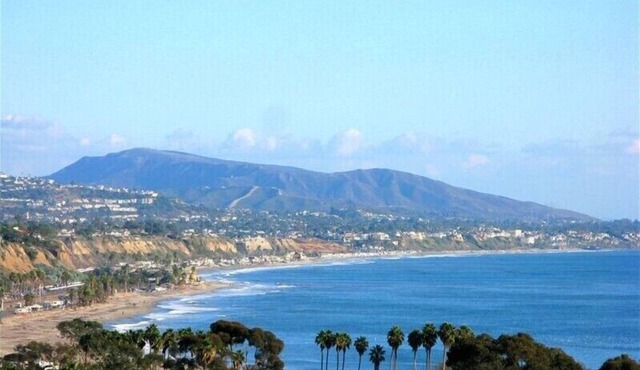 Dana Point Dream Home with White Water Ocean View (Permit #STR14-0084)