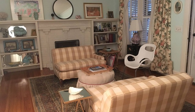 Danas Cottage located near the Historic part of Beaufort