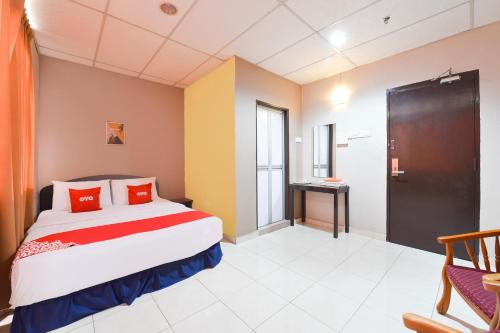 Danceter Destiny Riverside Hotel