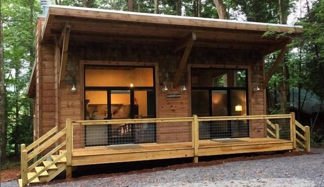 Dancing Bear Lodge
