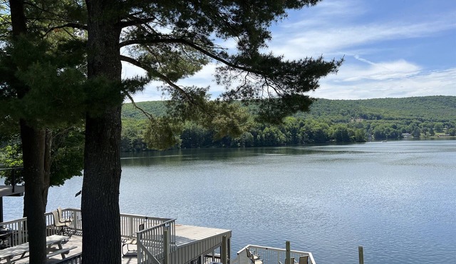 Dancing Waters NEW renovation, Goodyear Lake convenient to Baseball Tournaments