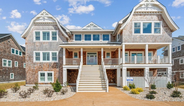Daniels - Brand New Luxury Oceanfront Home