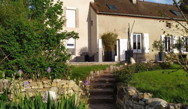 Dans colombier proche de Vichy parking privé