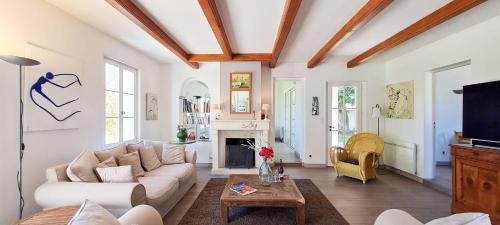 Dans le centre de la Couarde, superbe villa familiale