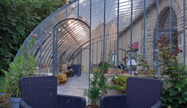 Dans le Parc d' une Villa Belle Epoque Appartement Atypique Avec sa Serre!