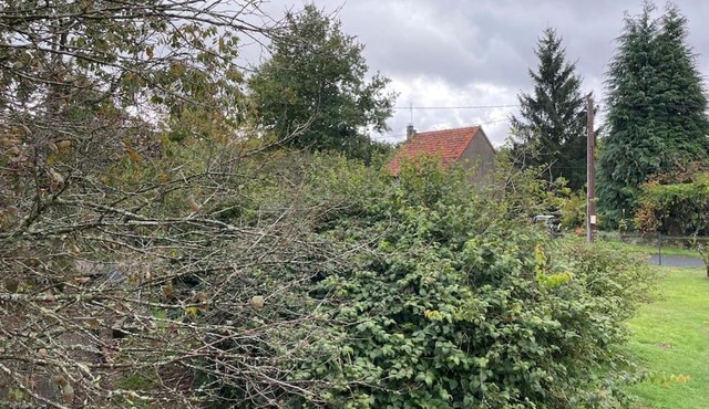 Dans un petit village de creuse grande maisoncampagne