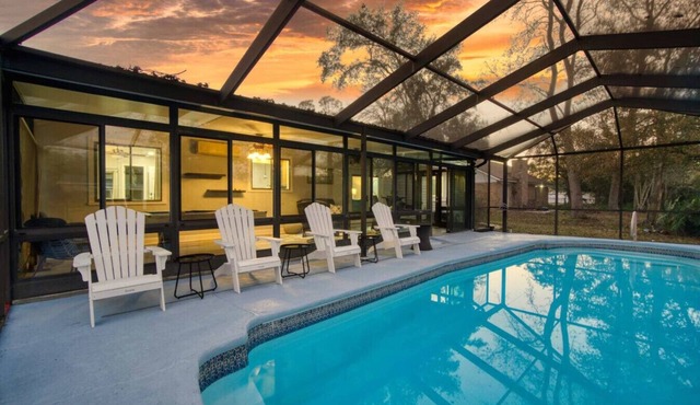 ~Dapper Duck Sleeps 12 Cool Pool & Billiards~