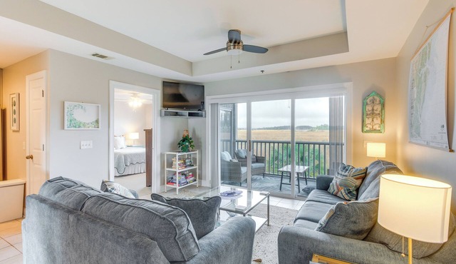 Darien Condo w/Boat Dock Access: Walk to Downtown