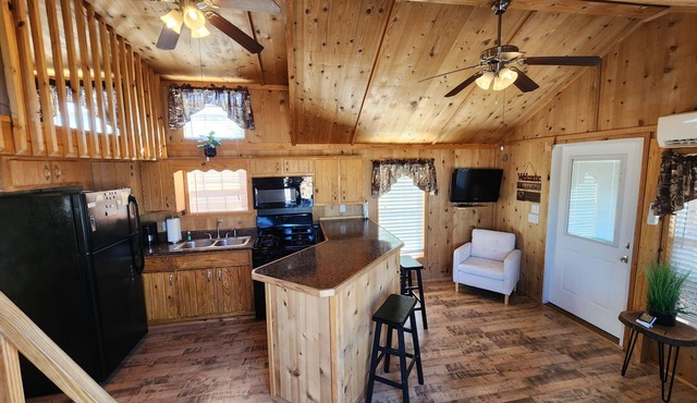 Dark Sky Cabin on 10 Acres Near Death Valley