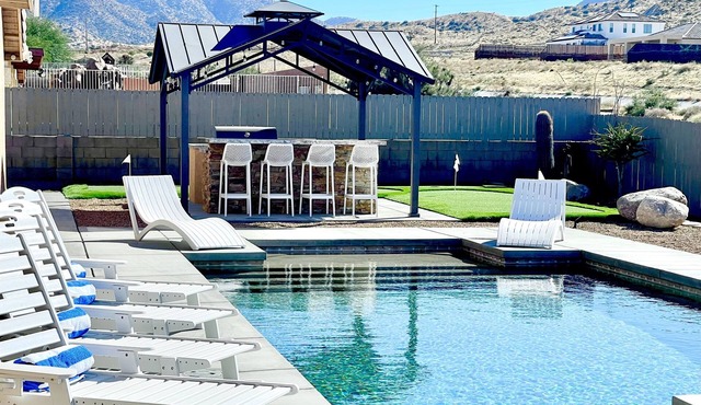 Dark Sky Select:6bd/4ba Pool-Spa-Massive Arcade-Golf-Terrace