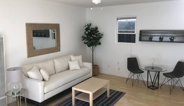 Darling 1 bed/1 bath cottage on shared property in Scotts Valley.