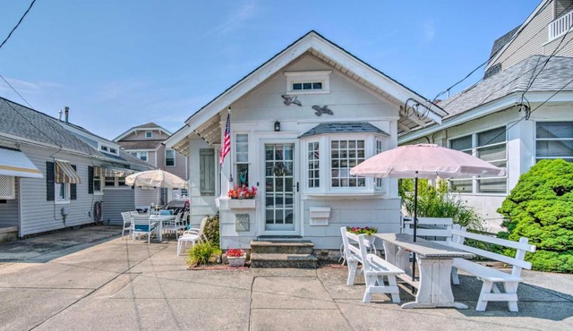 Darling Ocean City Cottage, 2 Blocks to Beach!