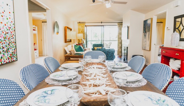 Darling Wild Dunes Cottage with free golf cart
