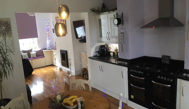 Darlington, Chuch End Town House with 2 Bedrooms