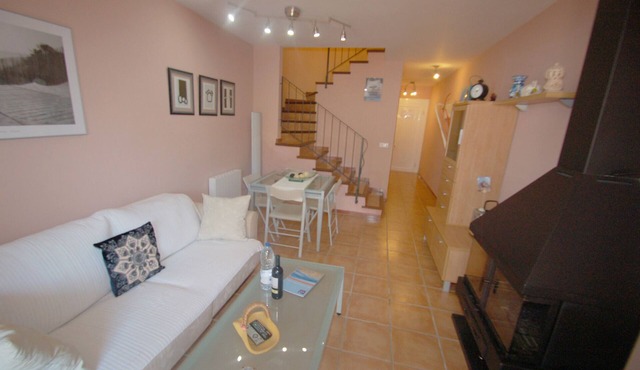 Daró 2D 36 - Pool, 250m away from the beach