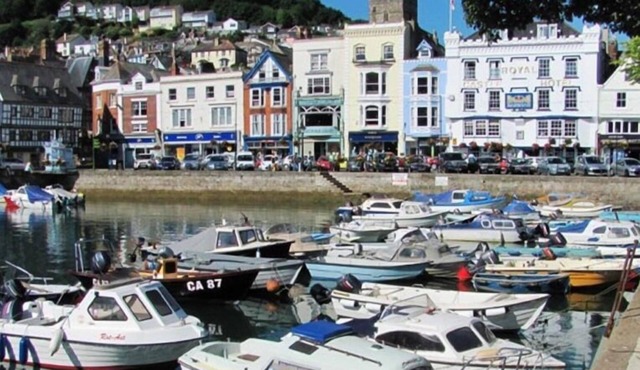 Dartmouth Chalet Holidays