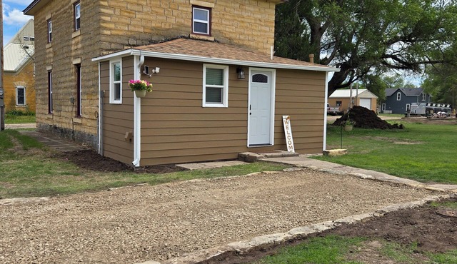 Das Stein Haus! Charming 2-bedroom limestone house in Liebenthal, Kansas.