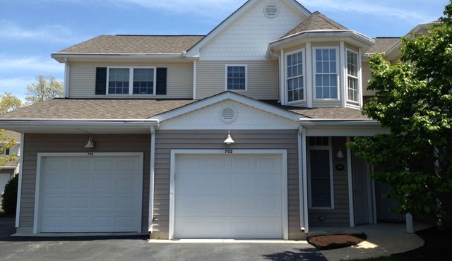 Dates still available! Beach Retreat, Walk to Outlets, Restaurants