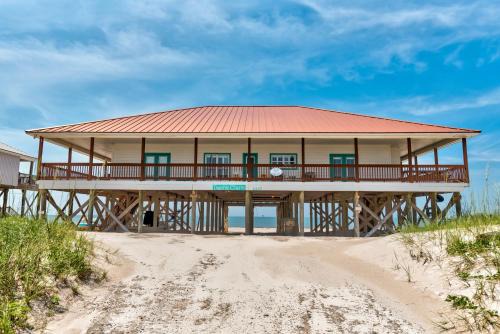 Dauphin Charm - 2237 Bienville