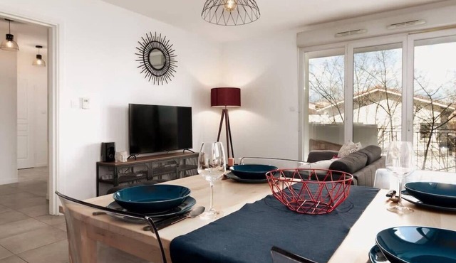 Daurade · Balcon Parking free - Bus proche centre