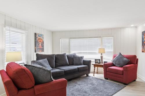 Dave's Last Resort-House on the Lake home