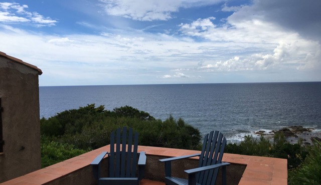 Davia Marine Waterfront Villa