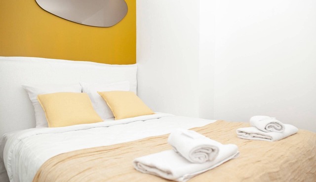 David D Angers 28 - One Bedroom Apartment, Sleeps 3