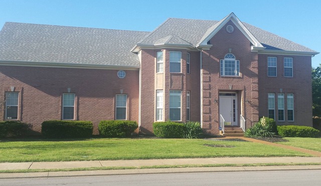 David's Fun House - Sleeps 24. Pool Table, Ping Pong, Piano.n5 Bedrooms, 3 Baths