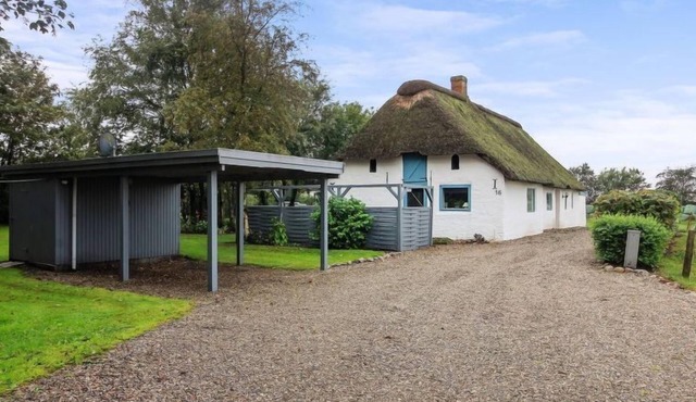 "Davinia" - 29km from the sea by Interhome
