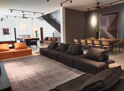 Dawn de Ville-Private Pool BBQ Karaoke 34-40pax