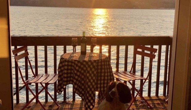 Dawn of the Day Beach Cabin with Kayaks