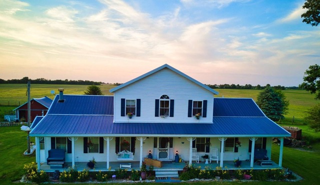 Dawn's Dozen Bed and Breakfast