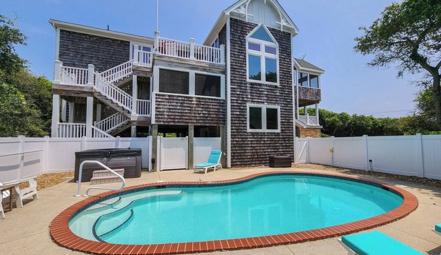 Dawn Treader - 6 BR Oceanside Vacation Home w/Private Pool, Hot Tub, Dogs Allowed