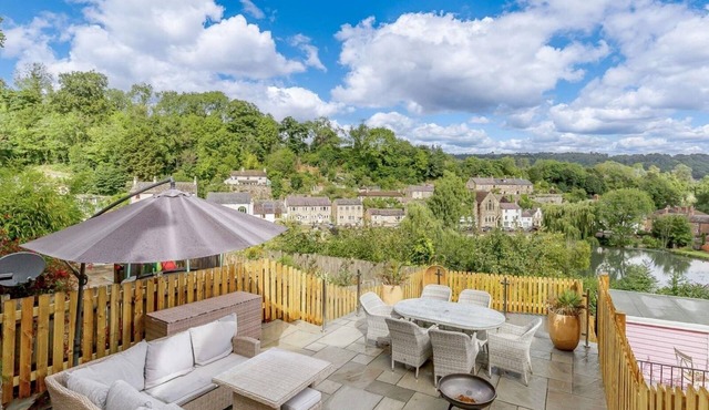 Dawns House in the Peaks overlooking the mill pond