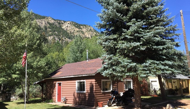 Dawson Creekside Cabin