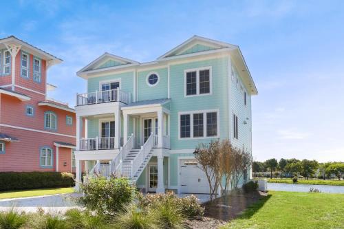 Day Dream Believer - New Construction, Upscale Resort, Many Amenities!