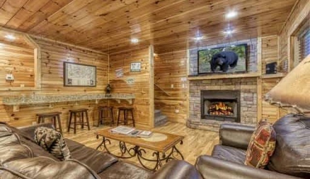 Day Dreamer Cabin With Views by Beyond Expectations