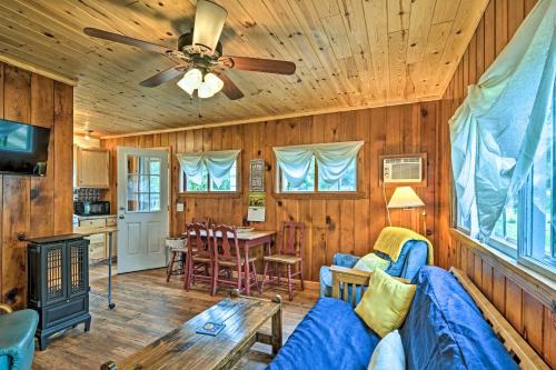 Day Trips to Boyne Mtn! Cabin Near Lake Charlevoix