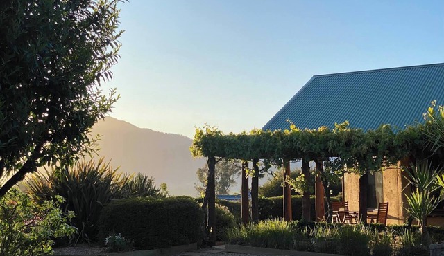 Daybreak Lodge | High Country Earthen Escape