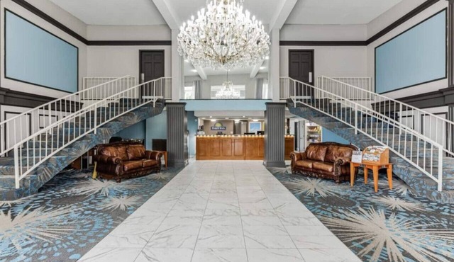 Days Inn 2 connected rooms!