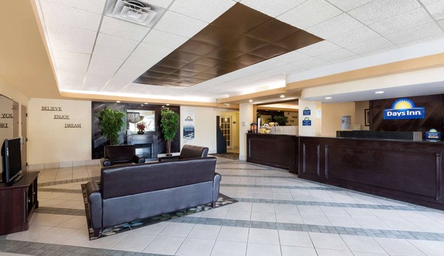 Days Inn by Wyndham Albion