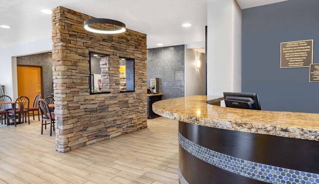 Days Inn by Wyndham Bernalillo