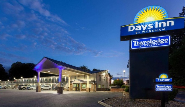 Days Inn by Wyndham Charles Town