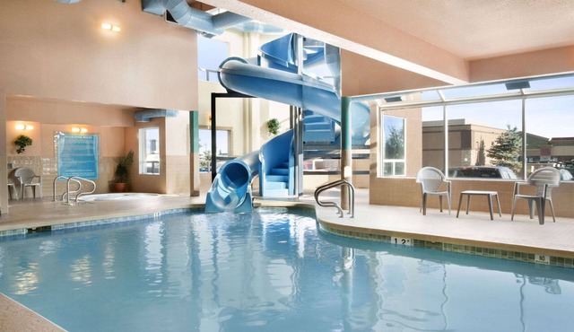 Days Inn by Wyndham Calgary Airport