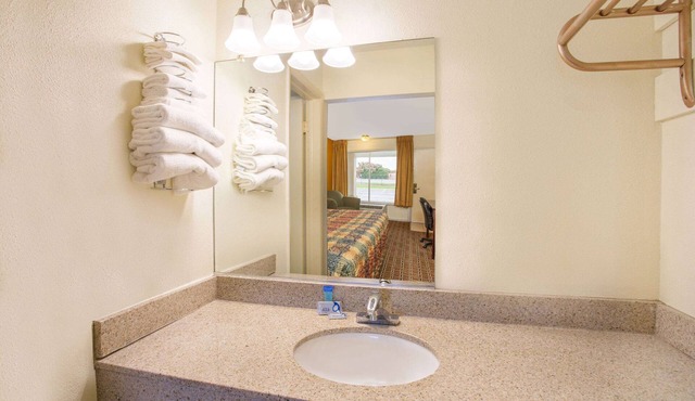 Days Inn by Wyndham Chester