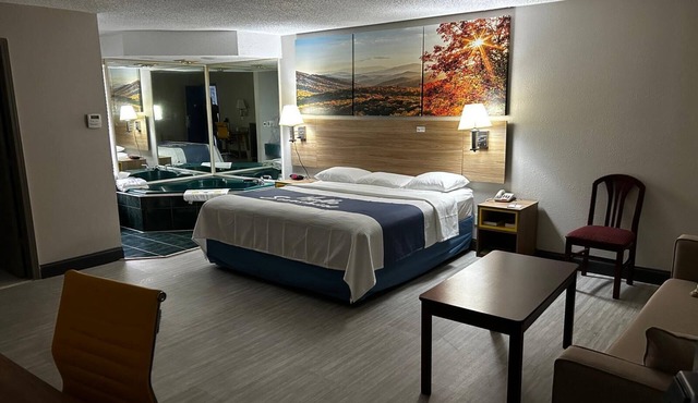 Days Inn by Wyndham Dahlonega University Area