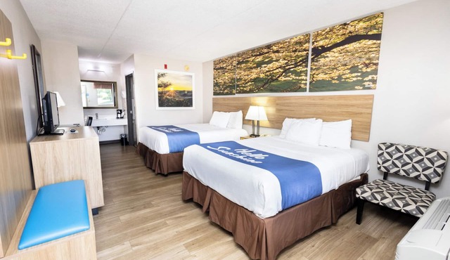 Days Inn by Wyndham Dayton Huber Heights Northeast